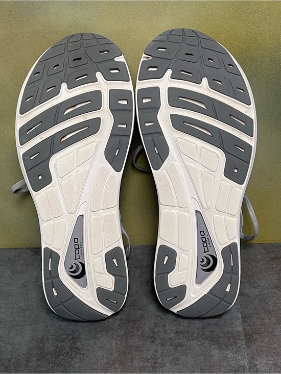 Topo Athletic Phantom 3 Grey Men\'s Running Shoes Size 12 main image 10